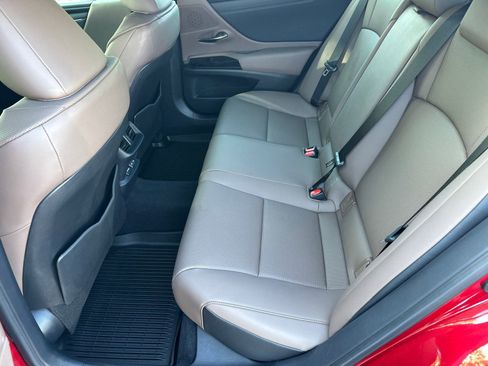 Used 2025 Lexus ES 350 w/ Premium Package FWD image 21