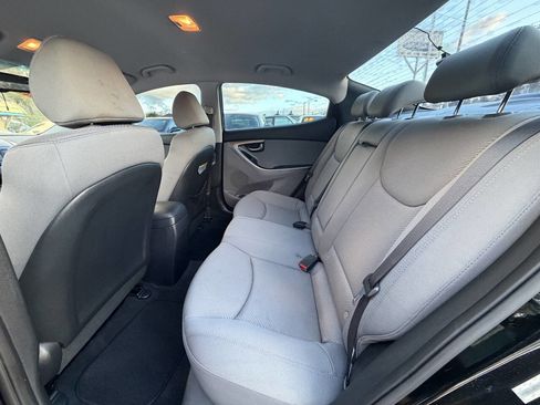 Used 2013 Hyundai Elantra GLS image 11