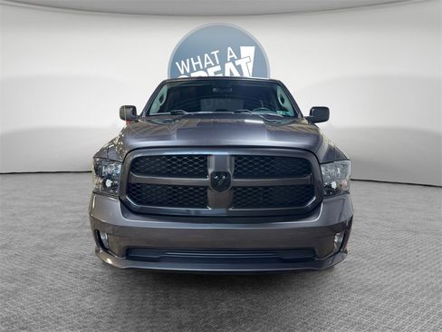 Used 2019 RAM 1500 Express w/ Express Value Package image 9