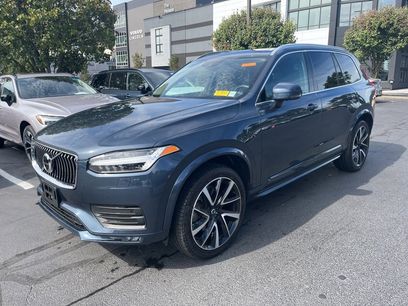 Certified 2022 Volvo XC90 T6 Momentum w/ Advanced Package
