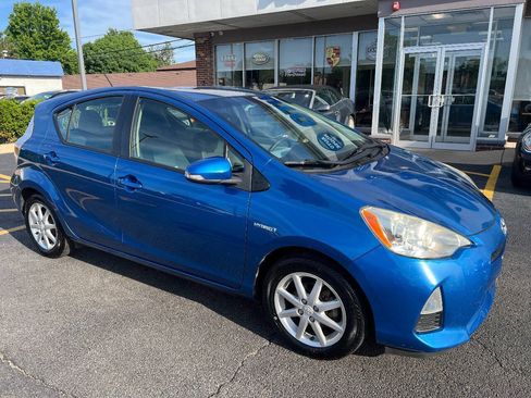 Used 2012 Toyota Prius C Three FWD image 4