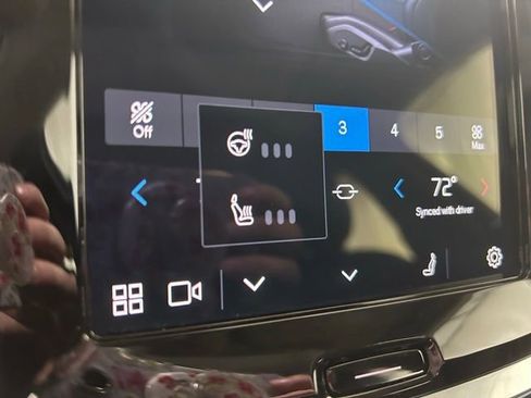 Used 2025 Volvo S60 B5 Core image 21