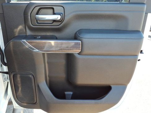 Used 2023 Chevrolet Silverado 2500 LTZ w/ LTZ Plus Package AWD/4WD image 19