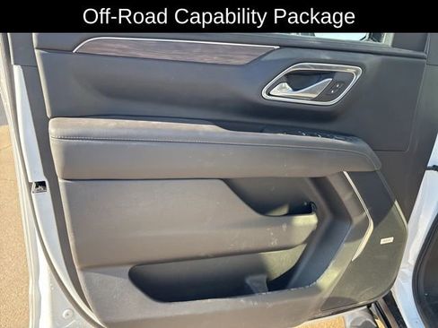 Certified 2023 Chevrolet Suburban Z71 w/ Z71 Off-Road Package image 11