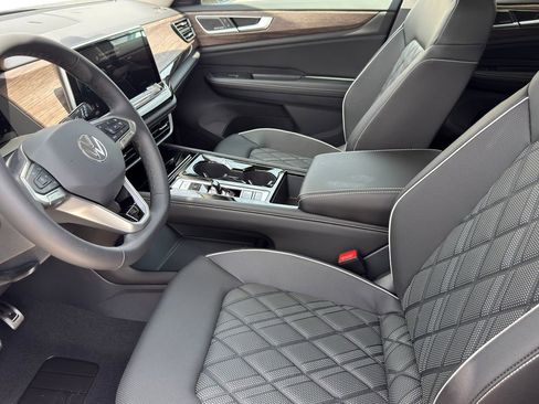New 2026 Volkswagen Atlas SEL Premium R-Line AWD/4WD image 11