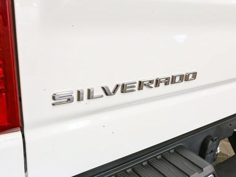 Used 2025 Chevrolet Silverado 1500 W/T RWD image 9