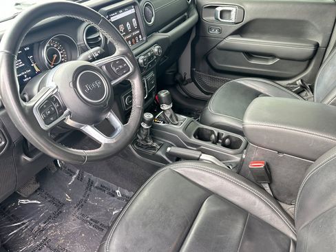 Used 2021 Jeep Gladiator Overland w/ Popular Equipment Package image 9