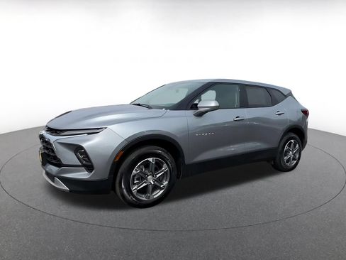 Used 2026 Chevrolet Blazer LT AWD/4WD image 8
