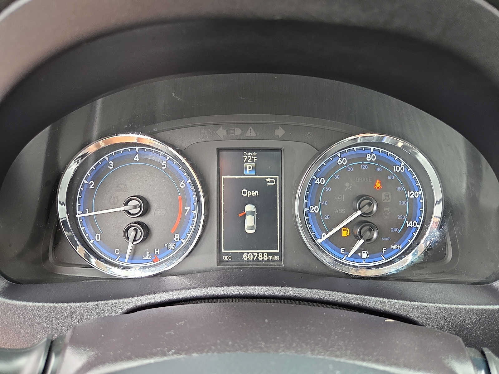 Used 2018 Toyota Corolla XSE FWD image 21