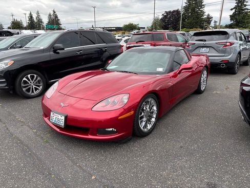 Used 2005 Chevrolet Corvette Coupe w/ Preferred Equipment Group RWD image 1