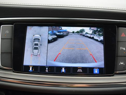 Used 2022 Buick Enclave Premium FWD image 30