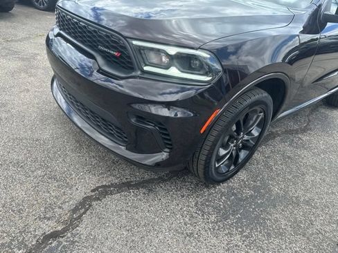 Used 2023 Dodge Durango GT w/ Blacktop Package AWD/4WD image 9