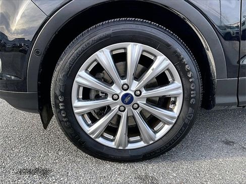 Used 2018 Ford Escape Titanium image 7