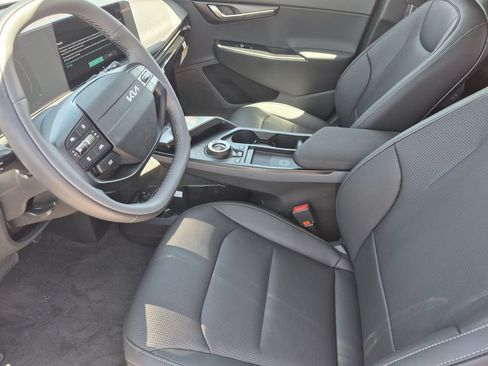 New 2026 Kia EV6 Wind AWD/4WD image 10