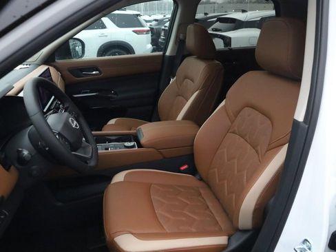 New 2026 Nissan Pathfinder Platinum w/ Cargo Package image 21