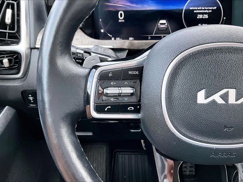 Used 2022 Kia Sorento SX Prestige image 24