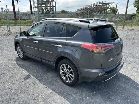 Used 2018 Toyota RAV4 Limited w/ Advanced Technology Package AWD/4WD image 6