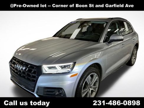 Used 2020 Audi Q5 2.0T Premium Plus w/ Premium Plus Package AWD/4WD image 1