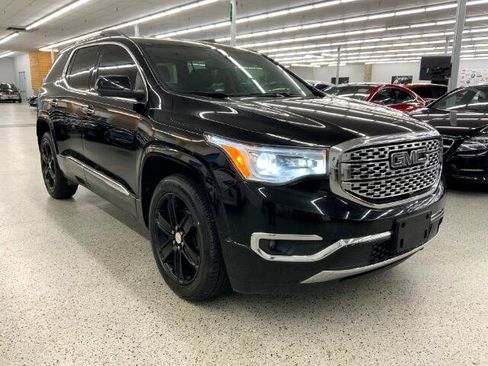 Used 2019 GMC Acadia Denali w/ Technology Package image 4