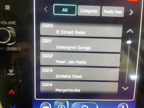 Used 2022 Subaru Legacy Limited image 22