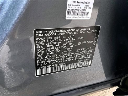 Used 2023 Volkswagen Atlas Cross Sport SE image 31