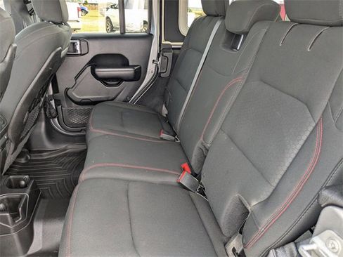 Used 2018 Jeep Wrangler Unlimited Rubicon w/ LED Lighting Group image 12