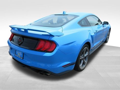 Used 2022 Ford Mustang GT Premium w/ Equipment Group 401A RWD image 5