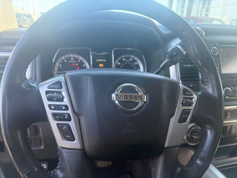 Used 2017 Nissan Titan SV AWD/4WD image 15