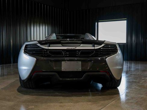 Used 2016 McLaren 650S Spider RWD image 13