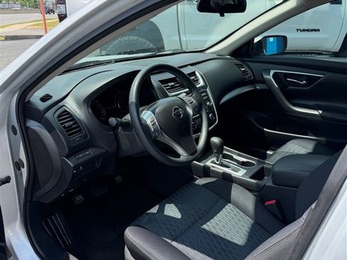 Used 2016 Nissan Altima 2.5 S w/ Power Driver Seat Package FWD image 15