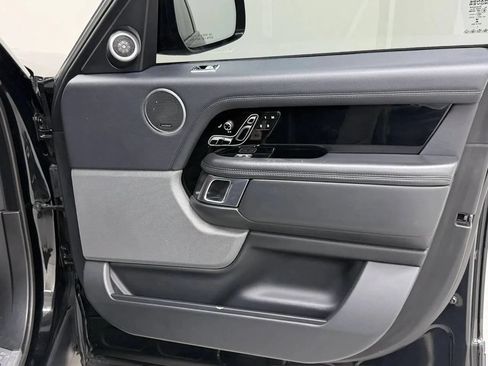 Used 2018 Land Rover Range Rover Supercharged AWD/4WD image 18