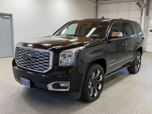Used 2020 GMC Yukon Denali w/ Denali Ultimate Package image 8