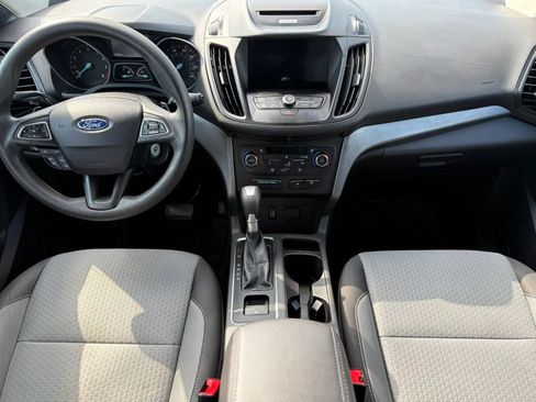 Used 2017 Ford Escape SE w/ Equipment Group 201A AWD/4WD image 14