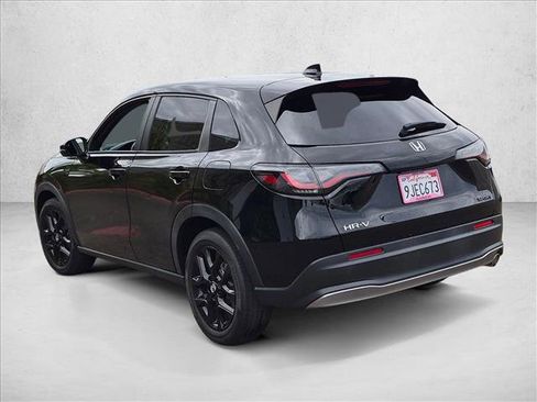Used 2024 Honda HR-V Sport image 8