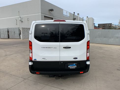 Used 2023 Ford Transit 350 XL image 4