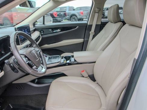 Used 2021 Lincoln Nautilus Reserve w/ Equipment Group 201A image 15