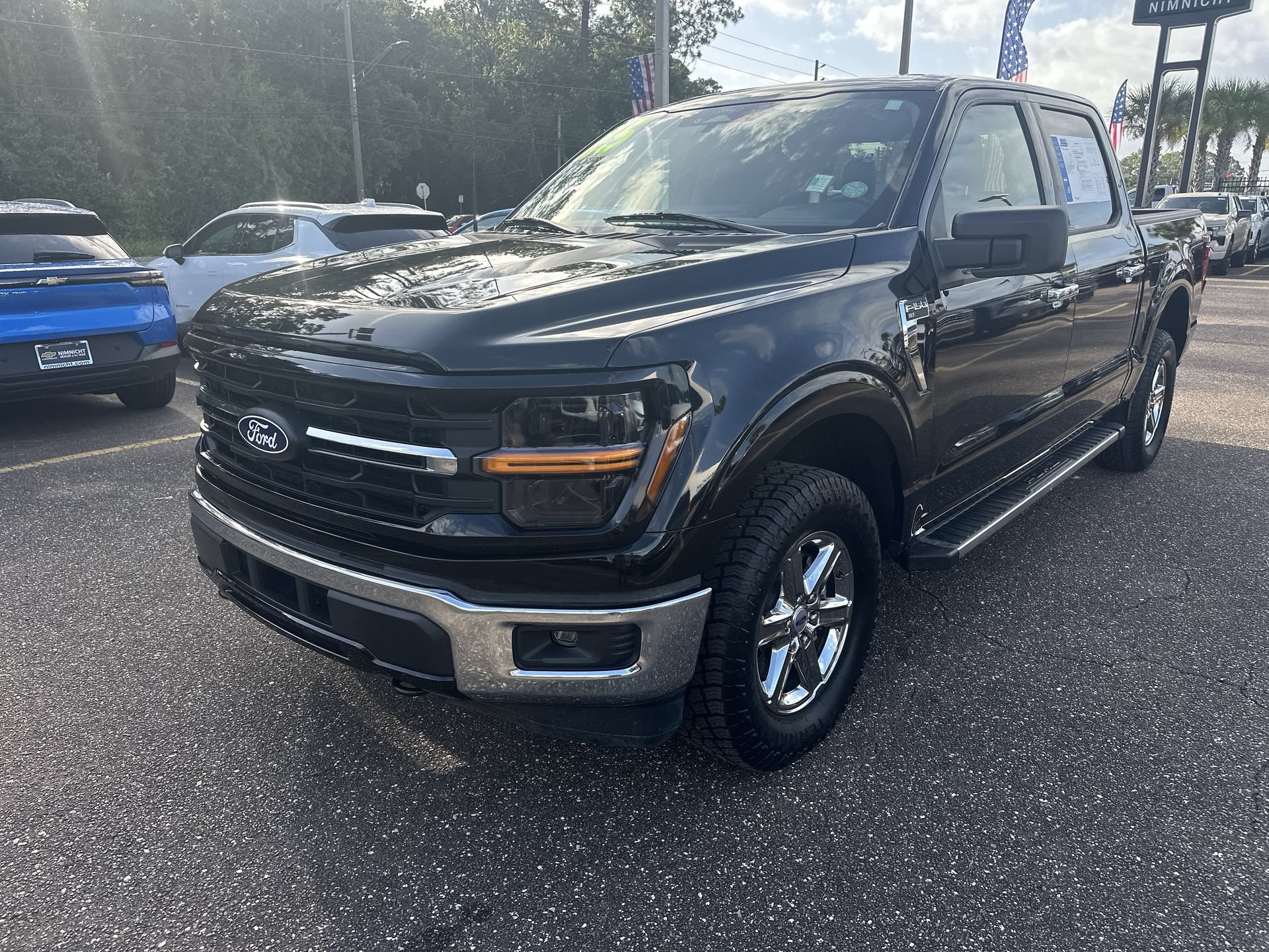 Used 2025 Ford F150 XLT w/ Equipment Group 301A Standard AWD/4WD image 12