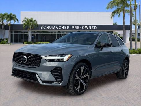 Used 2024 Volvo XC60 B5 Ultimate AWD/4WD image 3