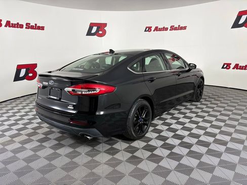 Used 2020 Ford Fusion SE w/ Equipment Group 151A FWD image 7