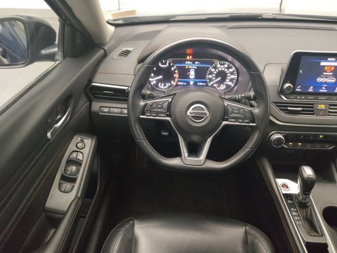 Used 2020 Nissan Altima 2.5 SR FWD image 22