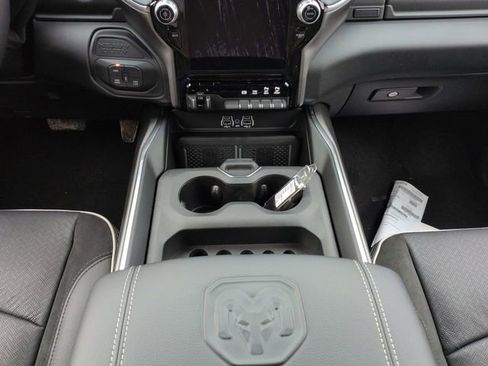 New 2026 RAM 2500 Laramie w/ Night Edition AWD/4WD image 18