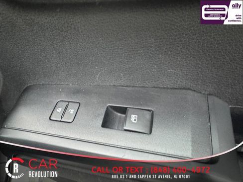 Used 2021 Toyota Tacoma SR image 39