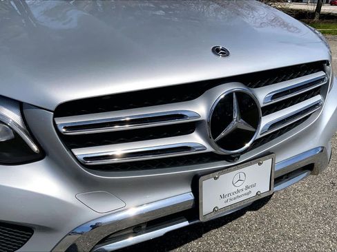 Used 2019 Mercedes-Benz GLC 300 4MATIC image 30