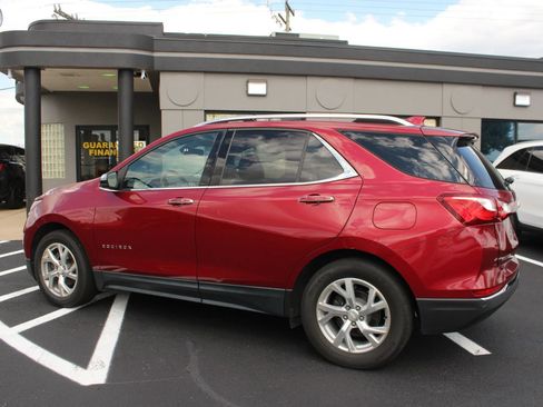 Used 2021 Chevrolet Equinox Premier FWD image 5