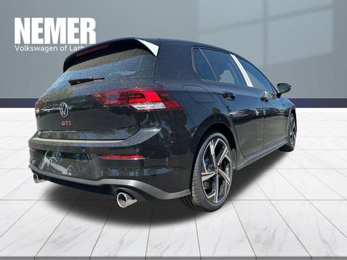 New 2026 Volkswagen GTI SE FWD image 4