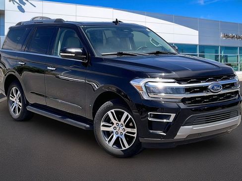 Used 2024 Ford Expedition Limited RWD image 11