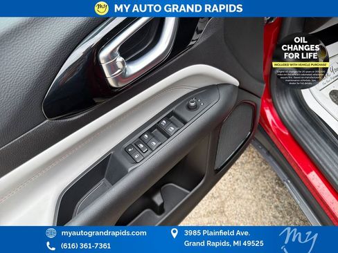 Used 2025 Jeep Compass Limited AWD/4WD image 11