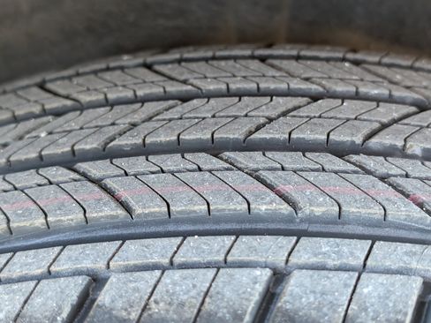 Used 2022 INFINITI QX60 Sensory w/ Cargo Package image 29