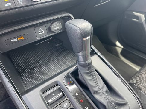 Used 2024 Honda CR-V LX image 12