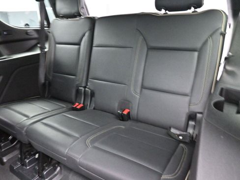 Used 2021 Chevrolet Tahoe Premier w/ Premium Package image 35